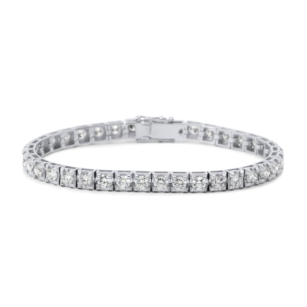 Photograph 2 of 18k White Gold Diamond 7.31ct Tennis Bracelet. Available on DESIGNYARD.com on in our Jewelry Store Dublin, Ireland.