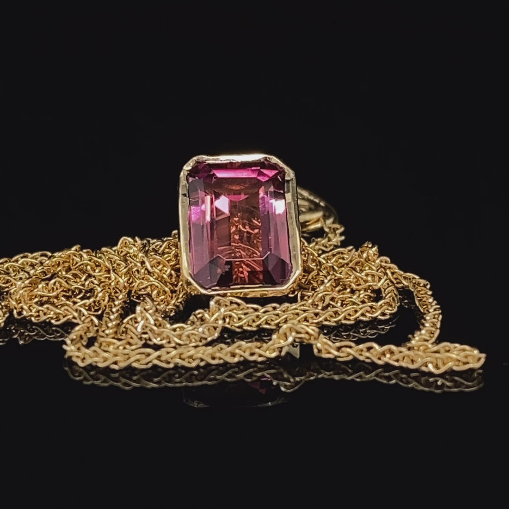 Ronan Campbell - 18k Fair Trade Yellow Gold Tenues Bezəl Brazilian Tourmaline Pendant - DESIGNYARD, Dublin Ireland.