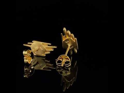 Video of Mirri Damer's Contemporary Sterling Silver Gold Dune Statement Earrings. Available on DESIGNYARD.com and in our Jewellery Shop Dublin, Ireland. Shipping Worldwide with DHL.