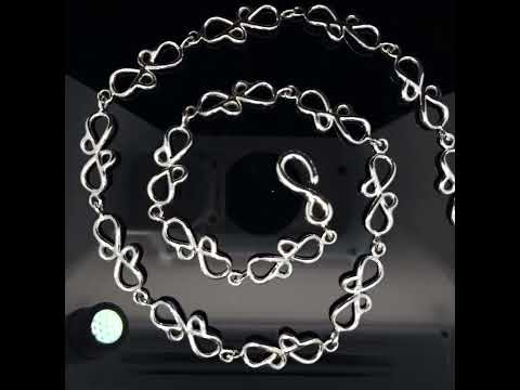 Video of Siobhan McArdle's Sterling Silver Myriad Chain. Available on DESIGNYARD.com and in our Jewellery Shop Dublin, Ireland.