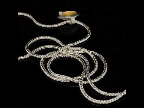 Video of Manu's Contemporary Sterling Silver 22k Yellow Gold Diamond Disc Necklace. Available on DESIGNYARD.com and in our Jewellery Shop Dublin, Ireland. Free Worldwide Shipping with DHL.