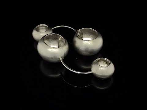 Video of Erik Urbschat's Contemporary Sterling Silver Lupo Statement Earrings. Available on DESIGNYARD.com and in our Jewelry Store Dublin, Ireland.