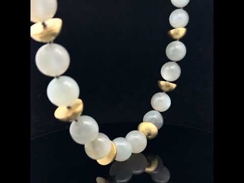 Video of Catherine Mannheim's 18k Yellow Gold Moonstone Statement Necklace. Available on DESIGNYARD.com and in our Jewelery Store Dublin, Ireland.