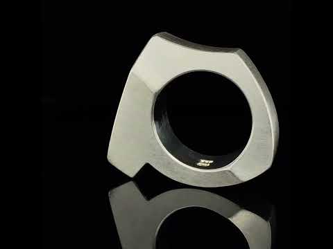 Video of Erik Urbschat's Contemporary Sterling Silver Klotz 3 Statement Ring. Available on DESIGNYARD.com and in our Jewellery Shop Dublin, Ireland.