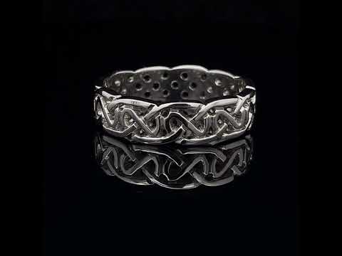 Video of 14k Mens White Gold Celtic Knot Wedding Ring. Handmade in Ireland, available on DESIGNYARD.com and in our Jewelry Store Dublin, Ireland.