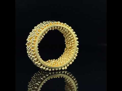 Video of Erik Urbschat's Contemporary 18k Yellow Gold Hedgehog 8 Statement Ring. Available on DESIGNYARD.com and in our Jewellery Shop Dublin, Ireland.