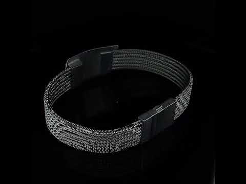 Video of Manu's Contemporary Oxidised Silver 22k Yellow Gold Bi-metal Foxchain Geometric Bracelet. Available on DESIGNYARD.com and in our Jewellery Shop Dublin, Ireland. Free Worldwide Shipping with DHL.