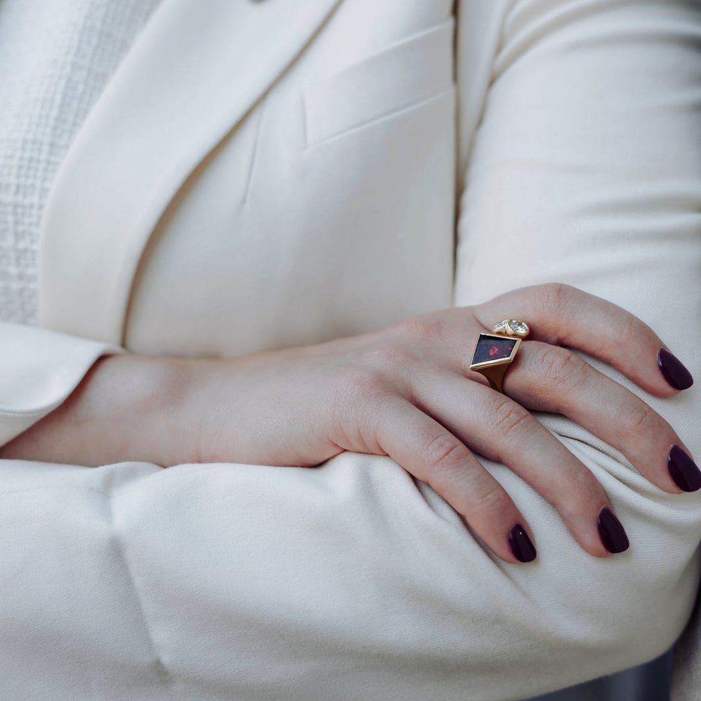 Photograph 2 of Sam Lafford's Munsteiner Garnet Diamond Shamwari Statement Ring. Available on DESIGNYARD.com and in our Jewellery Shop Dublin, Ireland. Free Worldwide Shipping with DHL.