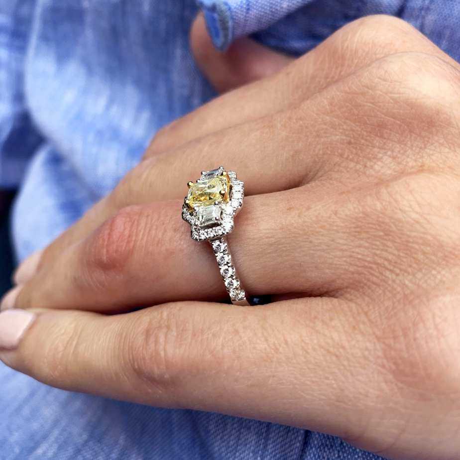 25 Stunning Diamond Engagement Rings | weddingsonline