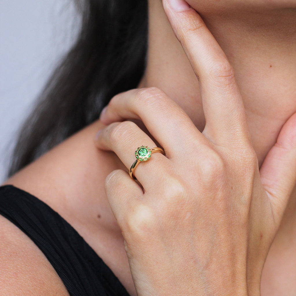 Andrew Geoghegan - 18k Yellow Gold Tsavorite Asteria alternative Engagement Ring - DESIGNYARD contemporary jewellery Dublin Ireland.