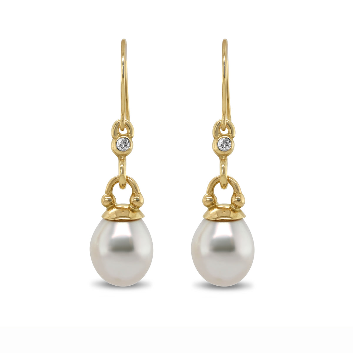 Cassie McCann 18k Yellow Gold Pearl Diamond Athena Earrings – DESIGNYARD